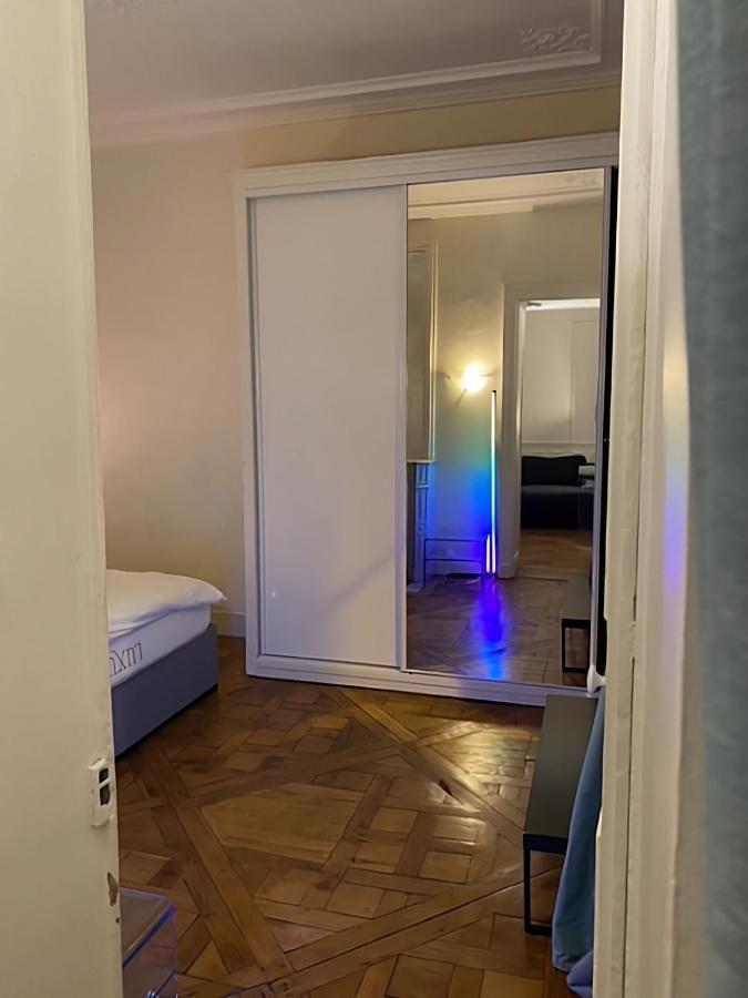 Spacious Apartment Next To Place Vendome Paris Exterior foto